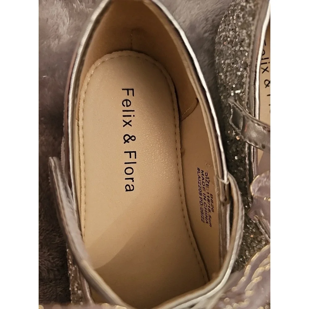 Felix & Flora Size 11 Little Girl Silver Glitter Sparkling Bow Ballet Shoe